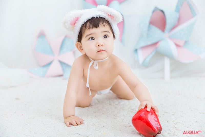 Cách tạo dáng chụp ảnh cho bé gái siêu kute, đáng yêu hơn cả thiên thần